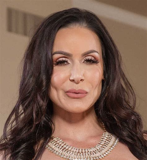 Porn videos with Kendra Lust .